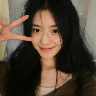 月亮中的亚马逊女人